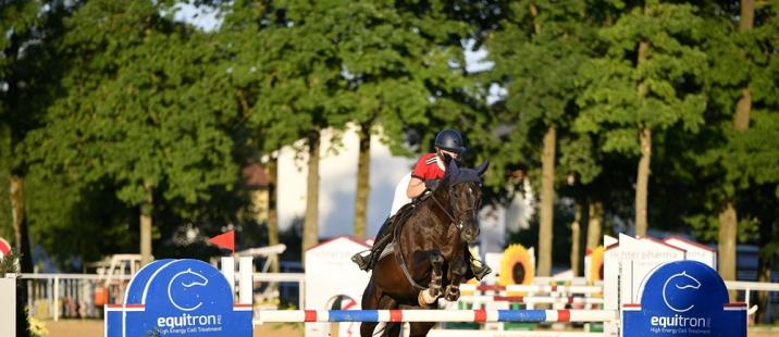 Esther Blumschein ließ mit Platz zwei im samstägigen S*-Springen aufhorchen – Foto: TEAM myrtill